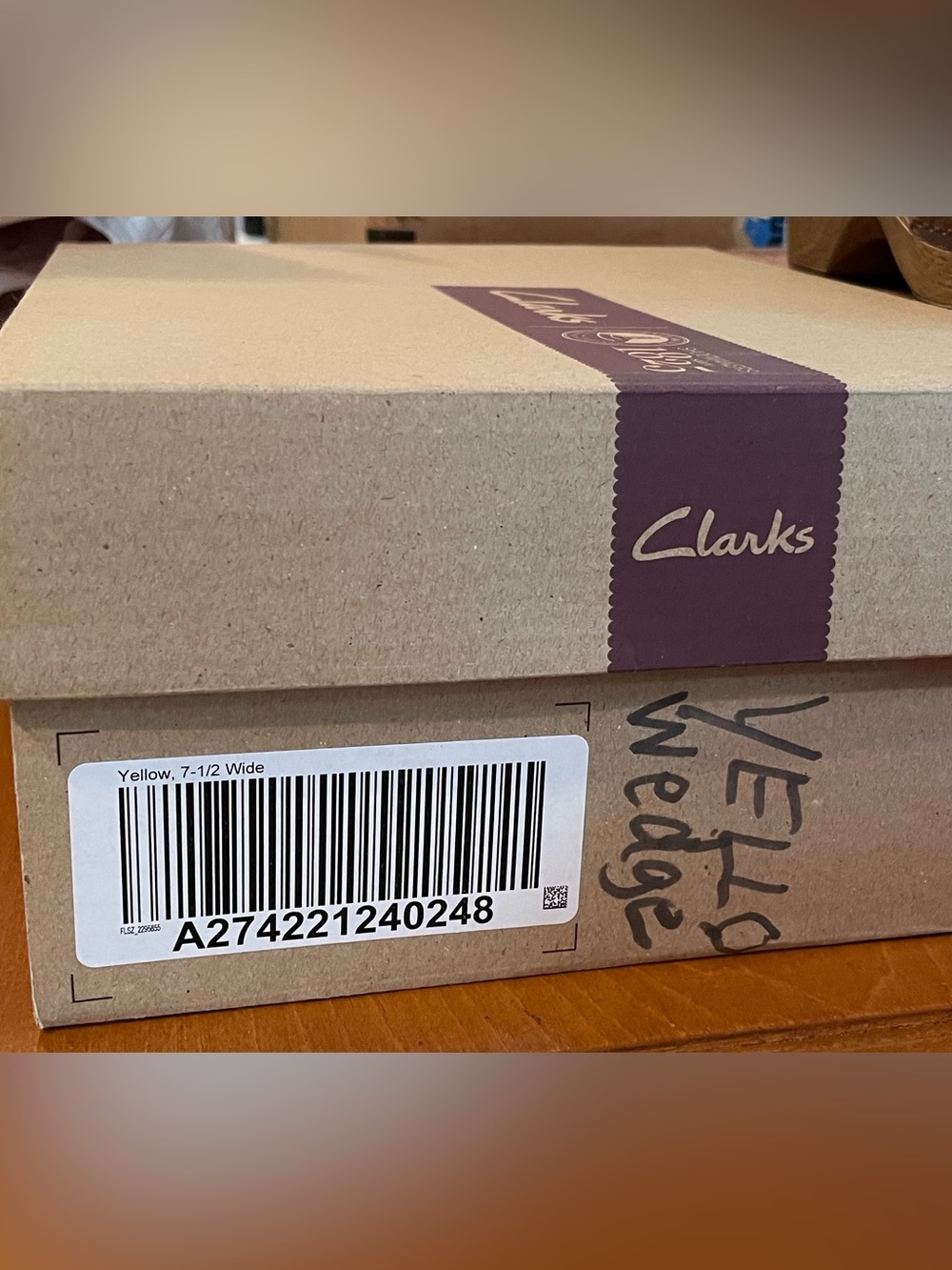 Clarks ‘Stasha Hale’ Yellow Leather Sandals Cross-Strap Cork Wedge Size 7.5 Wide - Picture 12 of 12